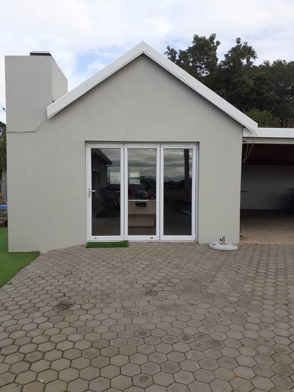3 Bedroom Property for Sale in Albertinia Western Cape